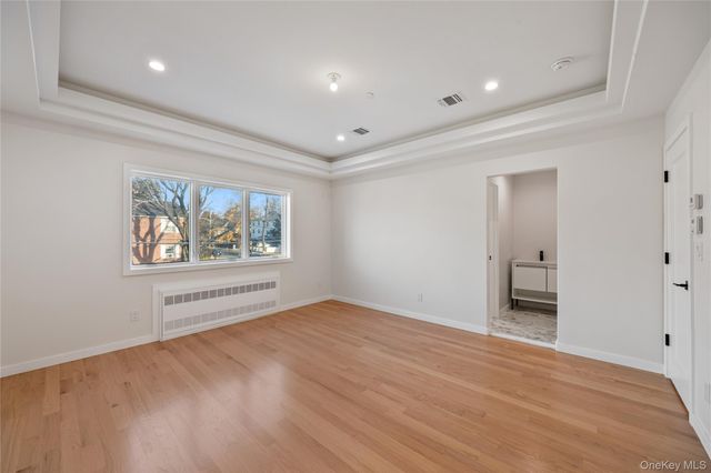 20 W Funston Avenue 212, Spring Valley, NY 10977