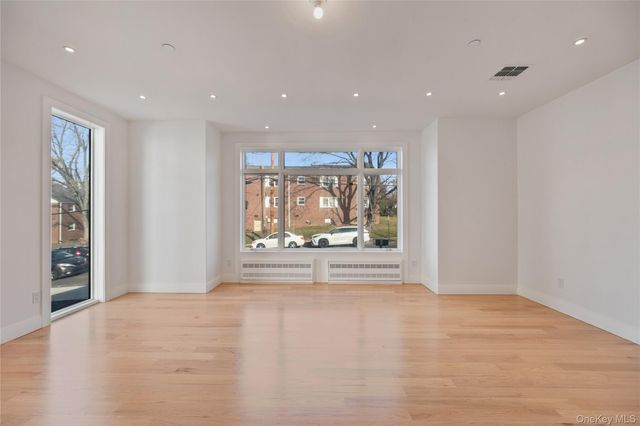 20 W Funston Avenue 212, Spring Valley, NY 10977