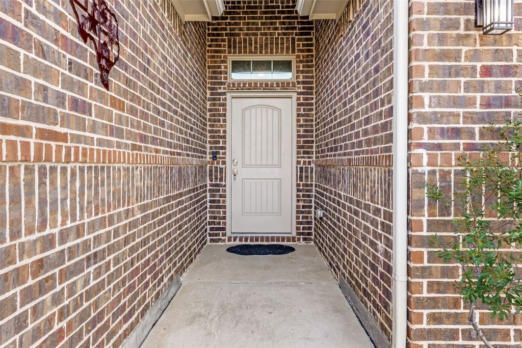 921 Coralberry Drive, Northlake, TX 76226 — photo 3