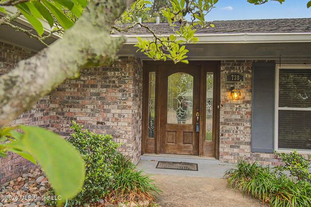 738 Parkwood Drive, Long Beach, MS 39560