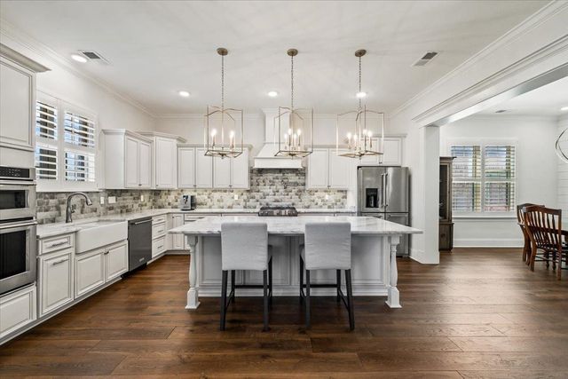 405 CATAWBA VALLEY DR, Collierville, TN 38017