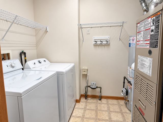 1584 W Ludington Circle, Romeoville, IL 60446