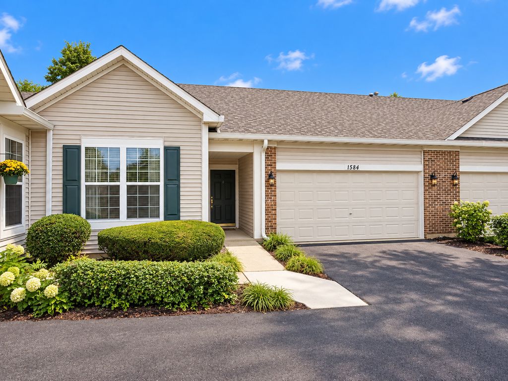 1584 W Ludington Circle, Romeoville, IL 60446
