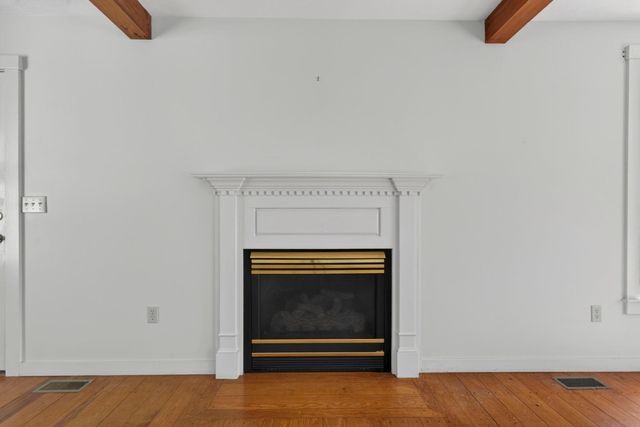 34 Cleveland Hill Road, Brookline, NH 03033