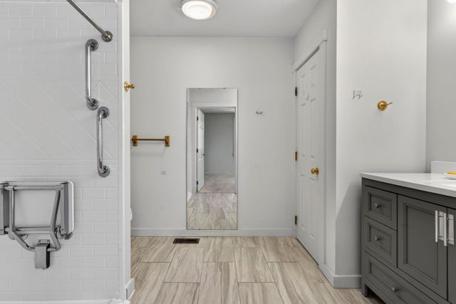 34 Cleveland Hill Road, Brookline, NH 03033