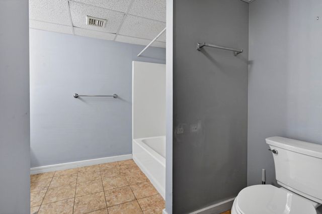 34 Cleveland Hill Road, Brookline, NH 03033