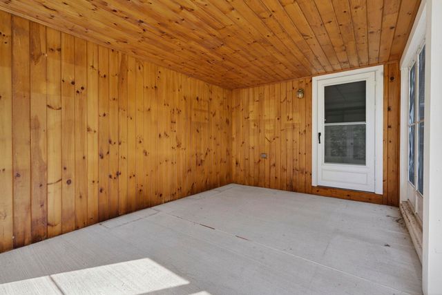 34 Cleveland Hill Road, Brookline, NH 03033