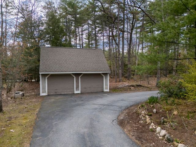 34 Cleveland Hill Road, Brookline, NH 03033