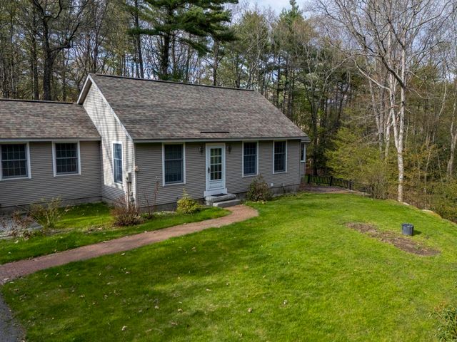 34 Cleveland Hill Road, Brookline, NH 03033