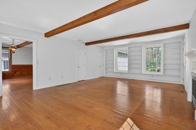 34 Cleveland Hill Road, Brookline, NH 03033
