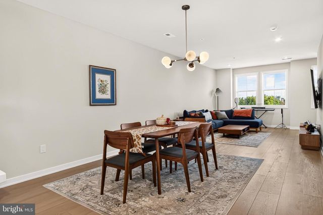 14437 GLEN MANOR DR, Chantilly, VA 20151