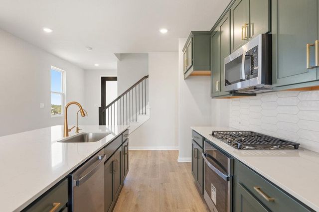 228 Ranier WAY, Dripping Springs, TX 78620