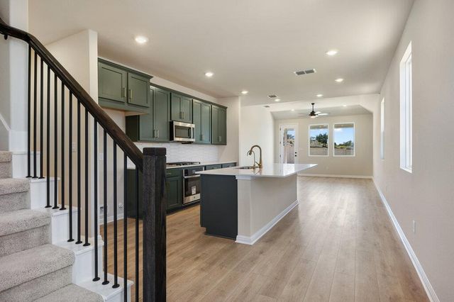 228 Ranier WAY, Dripping Springs, TX 78620