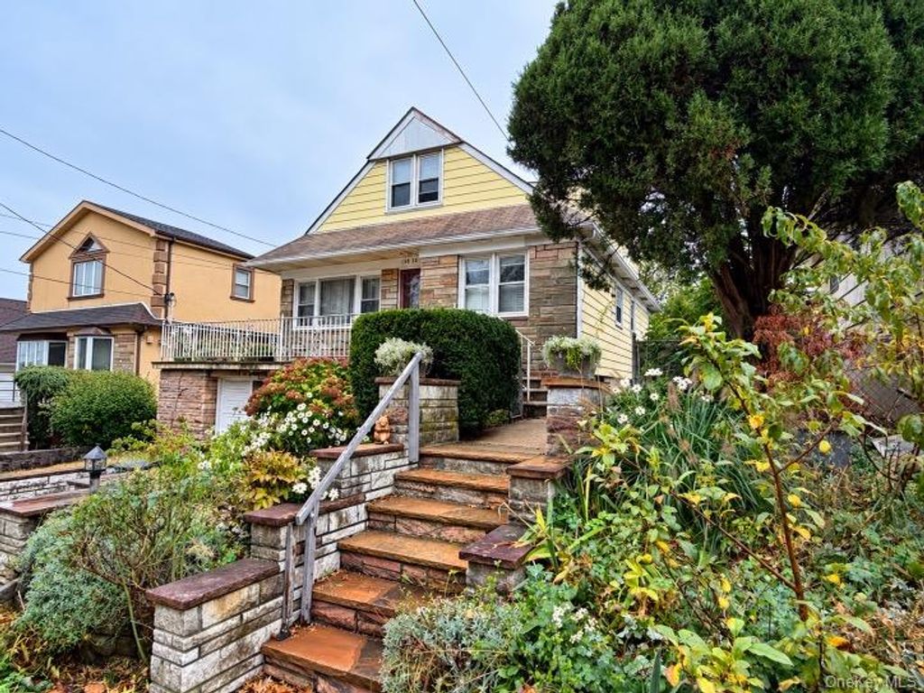150-32 8 Avenue, Whitestone, NY 11357 — photo 2