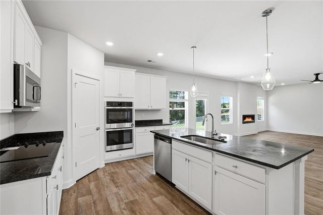 344 Jarrett Streets, Fairburn, GA 30213