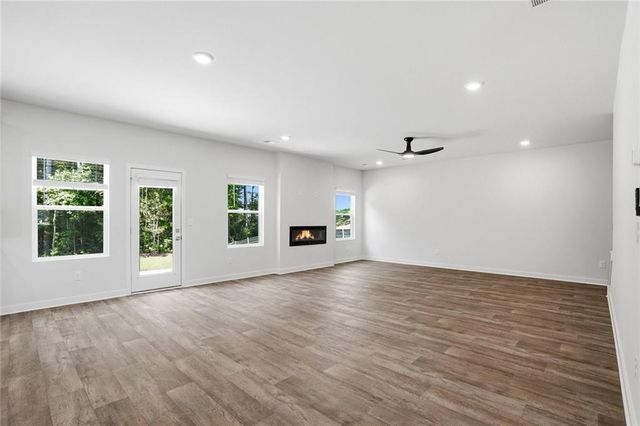 344 Jarrett Streets, Fairburn, GA 30213