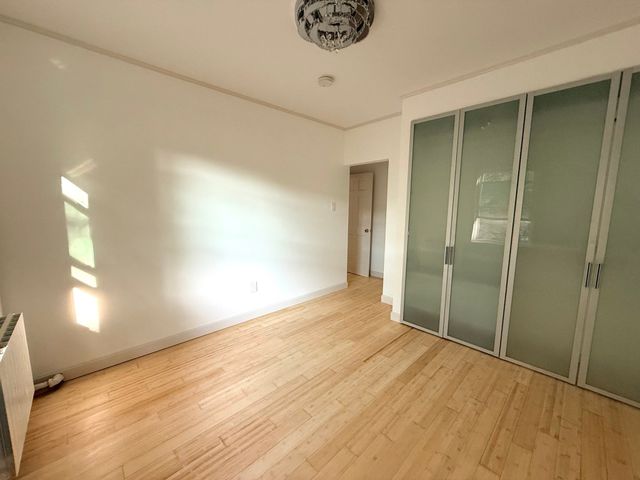 59 Sacramento St 11, Cambridge, MA 02138