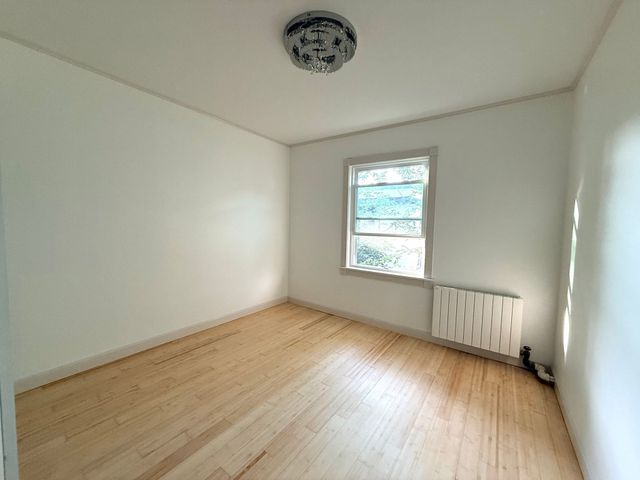59 Sacramento St 11, Cambridge, MA 02138