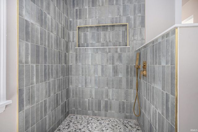 15455 Old Bedford Trail, Mishawaka, IN 46545