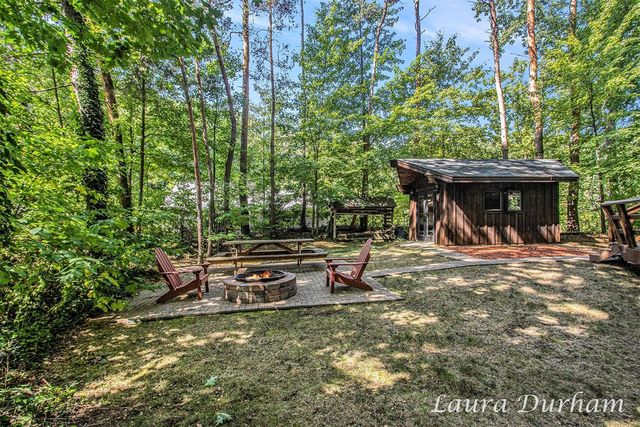 6480 Island Lake Road, Holland, MI 49423