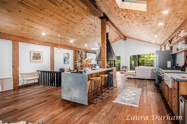 6480 Island Lake Road, Holland, MI 49423