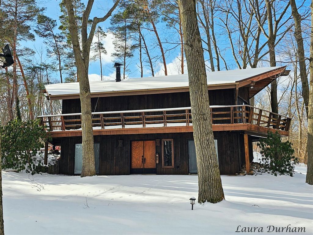 6480 Island Lake Road, Holland, MI 49423