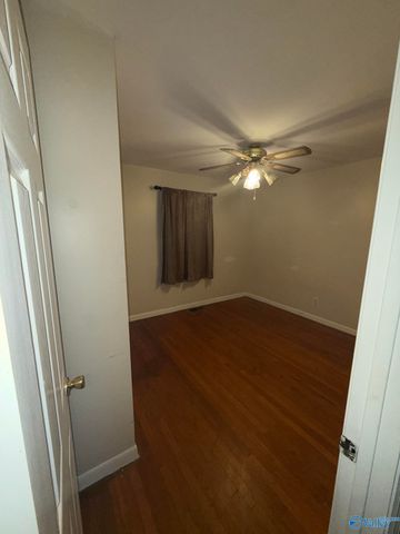 3810 10th Avenue SW, Huntsville, AL 35801