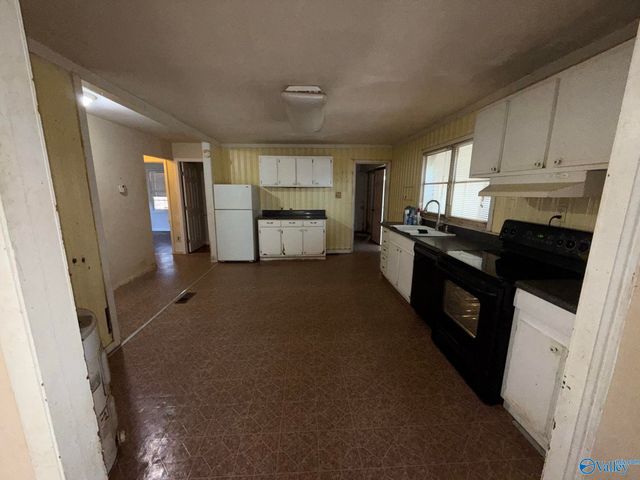 3810 10th Avenue SW, Huntsville, AL 35801