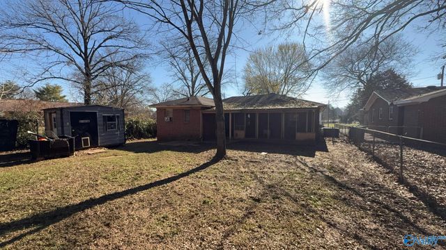 3810 10th Avenue SW, Huntsville, AL 35801