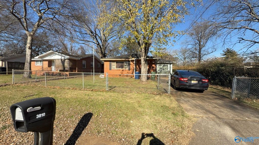 3810 10th Avenue SW, Huntsville, AL 35801