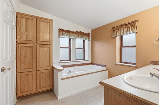 401 E Poplar St, Tekoa, WA 99033