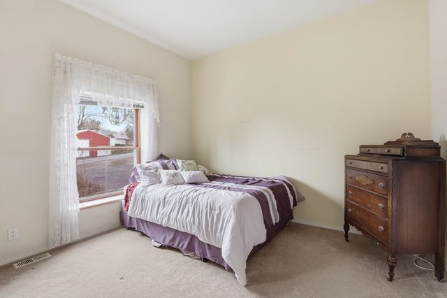 401 E Poplar St, Tekoa, WA 99033