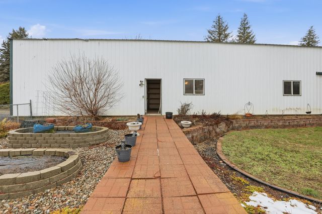 401 E Poplar St, Tekoa, WA 99033