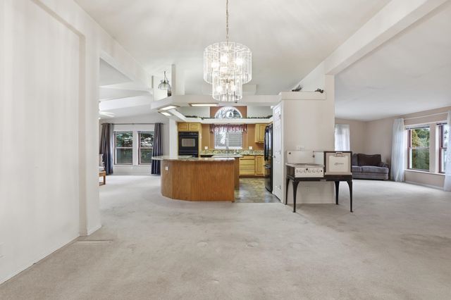 401 E Poplar St, Tekoa, WA 99033