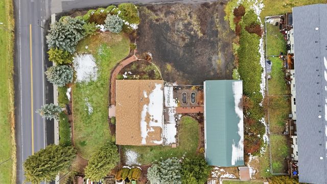 401 E Poplar St, Tekoa, WA 99033