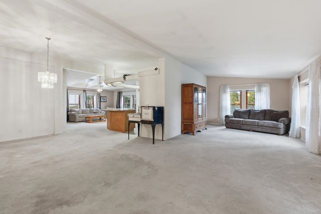 401 E Poplar St, Tekoa, WA 99033