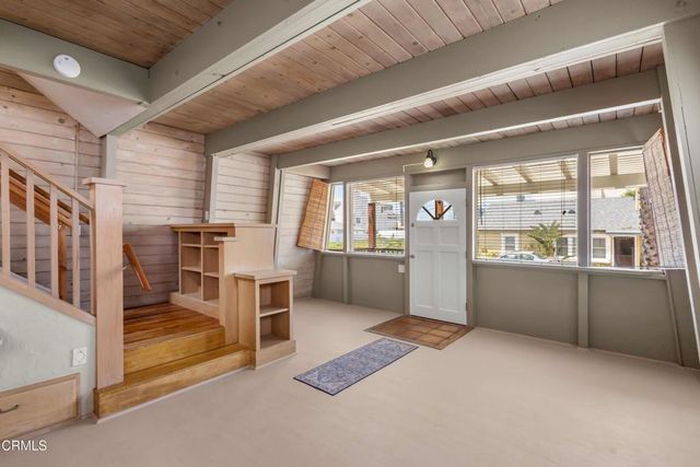 148 Los Angeles Avenue, Oxnard, CA 93035