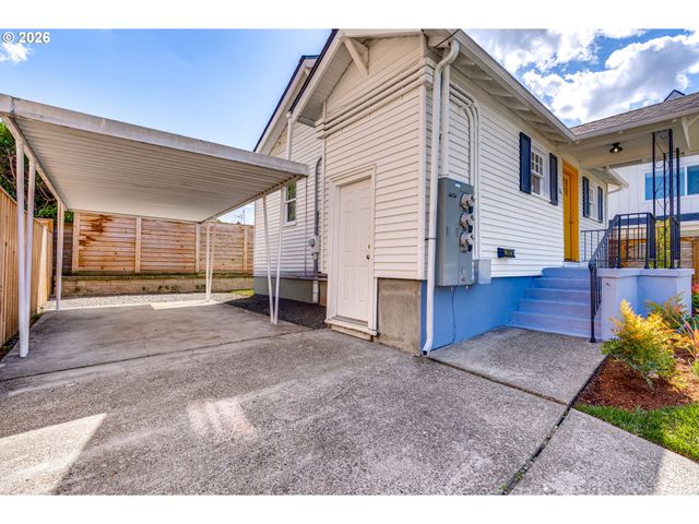 26 N MORGAN St, Portland, OR 97217