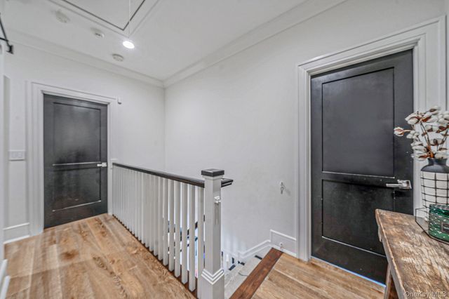 347 Broadway, Carle Place, NY 11514