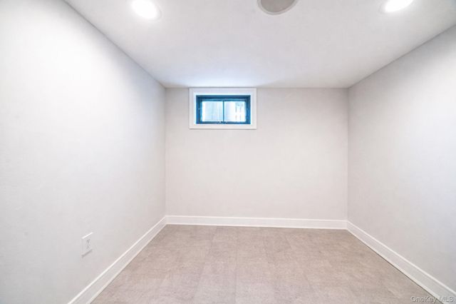 347 Broadway, Carle Place, NY 11514