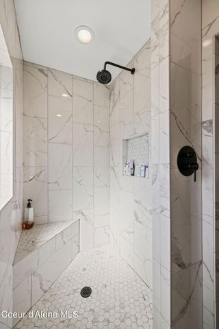 2069 W DIAMOND BAR RD, Rathdrum, ID 83858