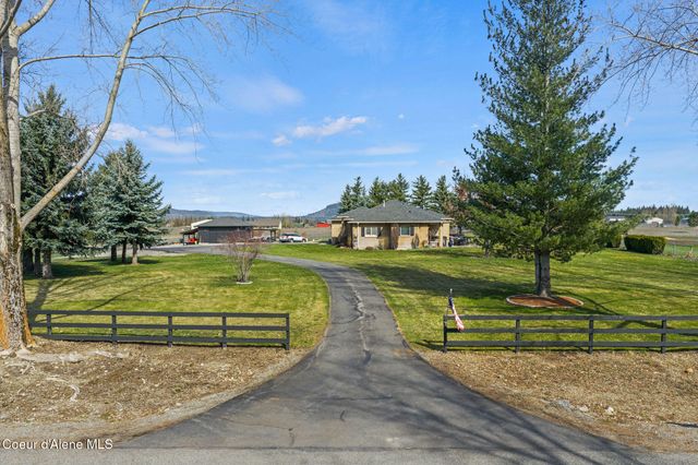 2069 W DIAMOND BAR RD, Rathdrum, ID 83858