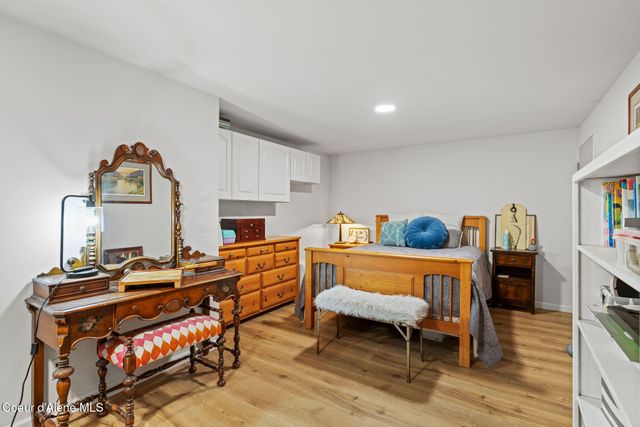 2069 W DIAMOND BAR RD, Rathdrum, ID 83858