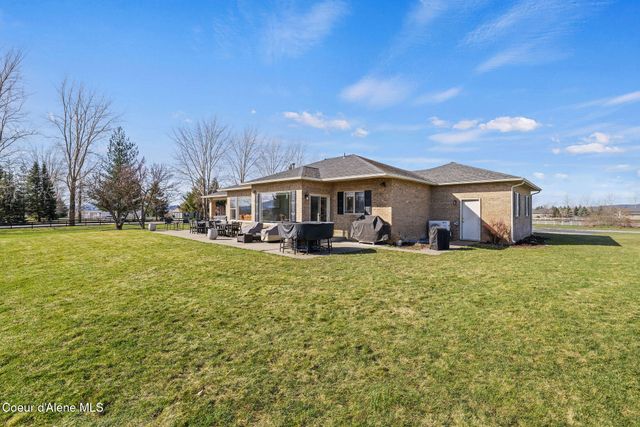 2069 W DIAMOND BAR RD, Rathdrum, ID 83858