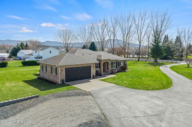 2069 W DIAMOND BAR RD, Rathdrum, ID 83858