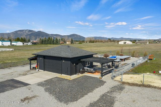 2069 W DIAMOND BAR RD, Rathdrum, ID 83858