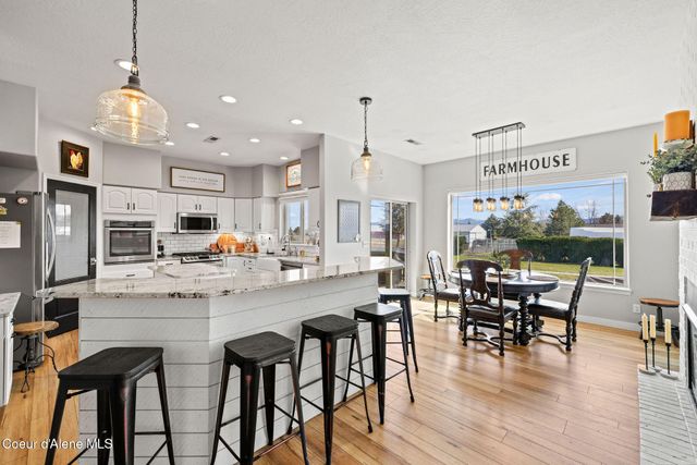 2069 W DIAMOND BAR RD, Rathdrum, ID 83858