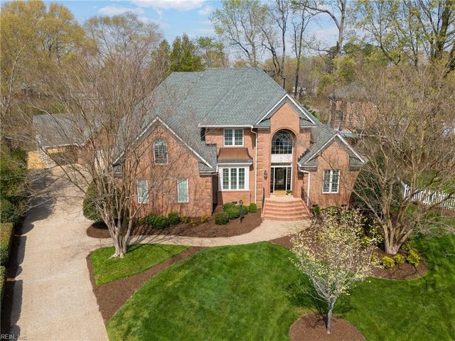 604 Stoneleigh CT, Chesapeake, VA 23322