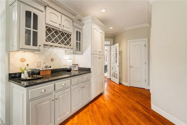 604 Stoneleigh CT, Chesapeake, VA 23322