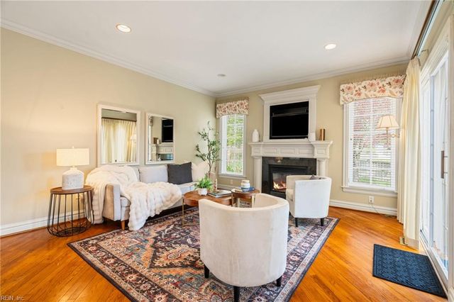 604 Stoneleigh CT, Chesapeake, VA 23322